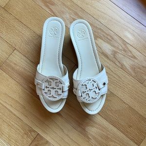 Tory Burch Platform Sandals in size 9.5.